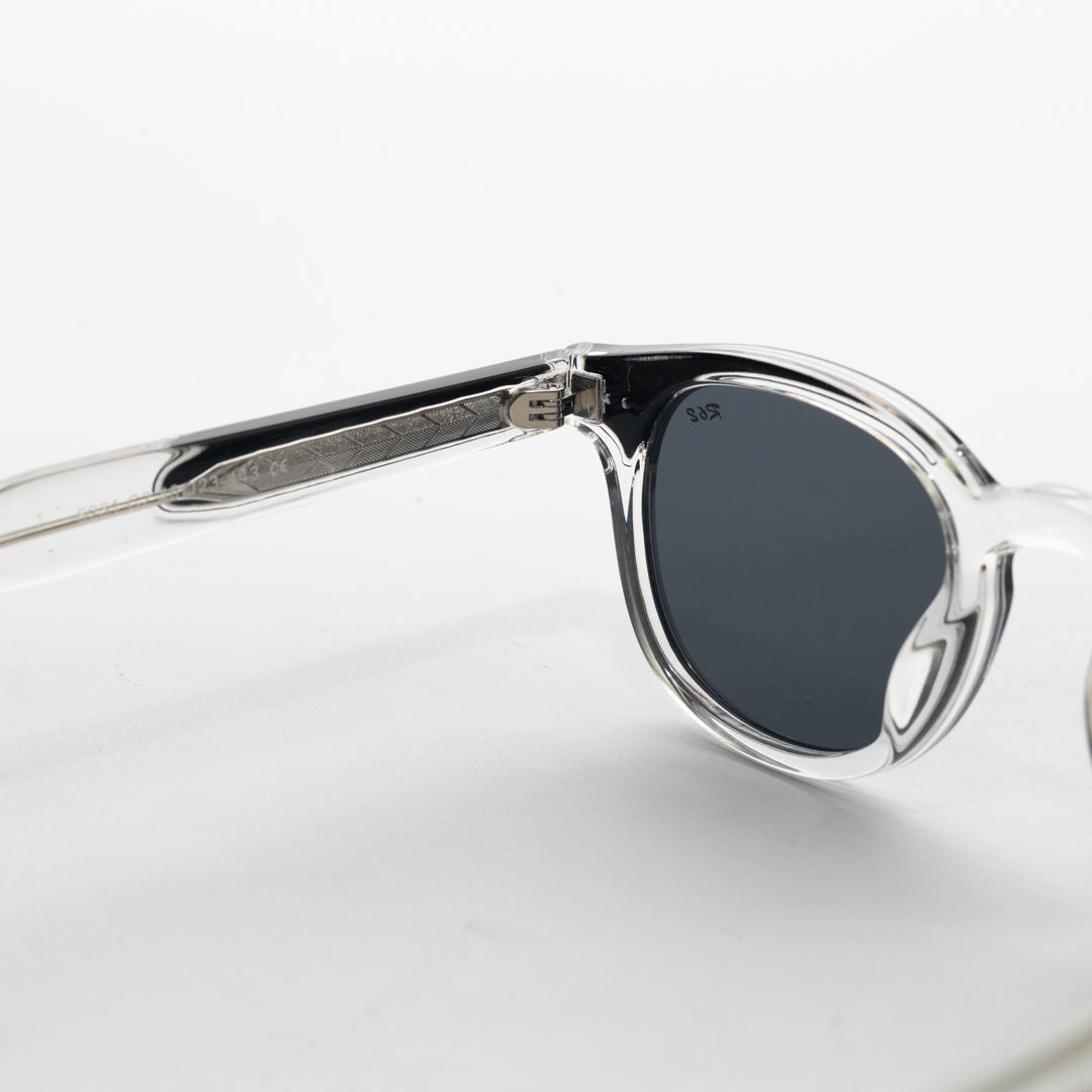 R62 small frame